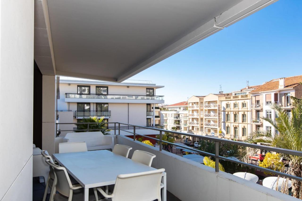 Renovated 2-Br Apartment With Terrace And Pool Канны Экстерьер фото