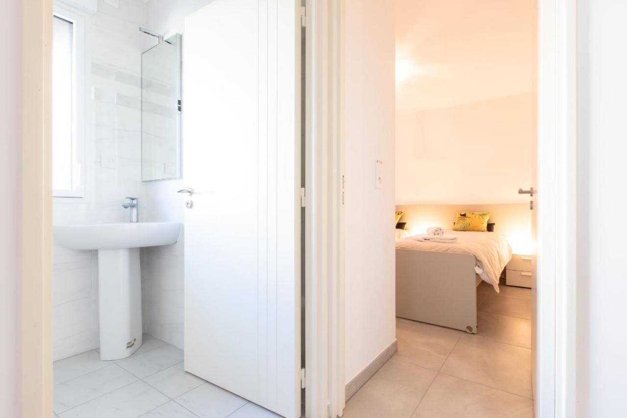Renovated 2-Br Apartment With Terrace And Pool Канны Экстерьер фото